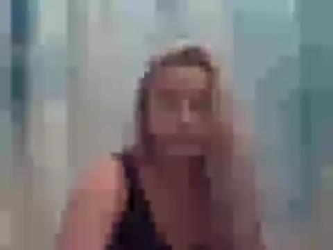 Snapshot of sexylilb17 chatting on March 2025 02:54:01 AM sexylilb17 online show from March 2025 02:54:01 AM