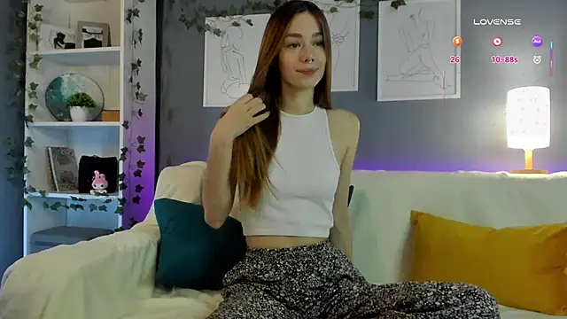 EmilaMills online show from February 2025 11:04:01 PM