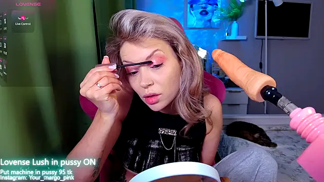 Snapshot of Margony chatting on November 2025 04:04:01 AM Margony online show from November 2025 04:04:01 AM