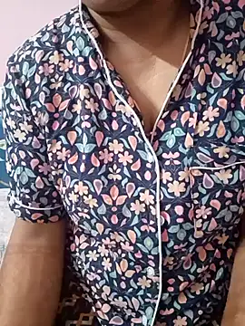 Shivani 7777 online show from October 2025 06:50:02 PM