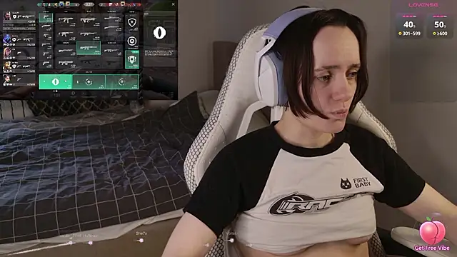 Luna Loveee online show from March 2026 08:26:33 AM