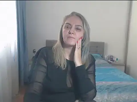 Snapshot of MatureDiana chatting on January 2025 12:36:02 PM MatureDiana online show from January 2025 12:36:02 PM