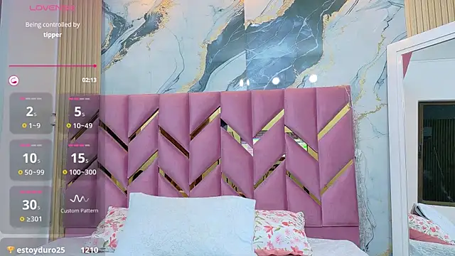 innocenthazel online show from October 2025 07:34:01 PM