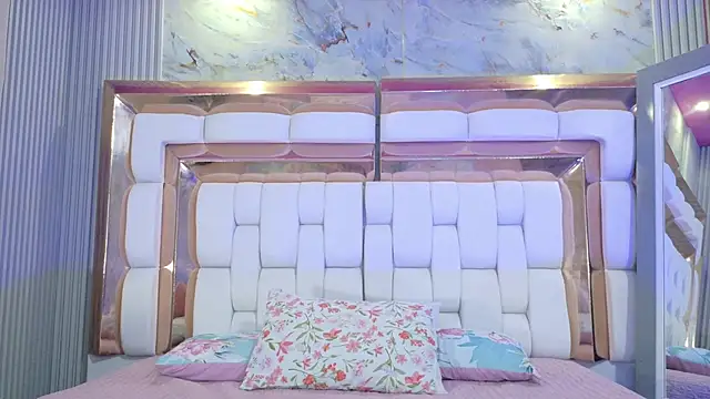 innocenthazel online show from February 2026 03:13:01 AM