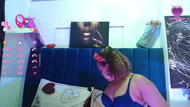 Mariana star1 online show from September 2025 04:07:01 AM