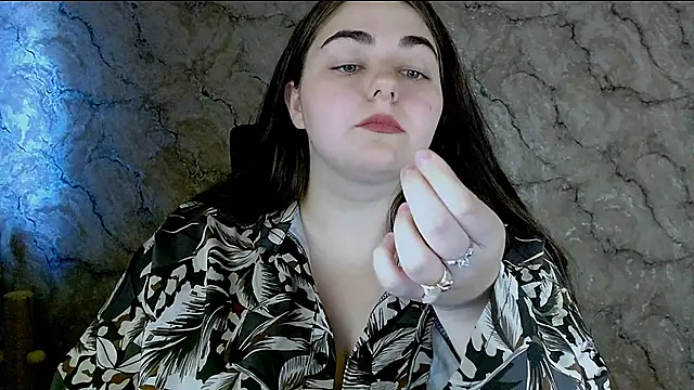 kitsune 8 online show from September 2025 01:11:02 PM