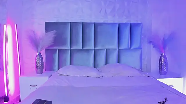 Selene bennet online show from March 2026 03:34:02 AM