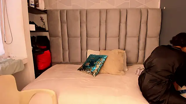 Natasha rose   online show from November 2025 07:46:02 PM