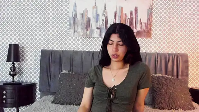 Cassie bloom online show from November 2025 07:58:01 PM