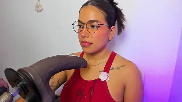 AngelaRicci online show from March 2026 07:17:01 PM