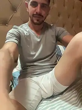 AlejandroStormm online show from March 2025 10:21:01 PM