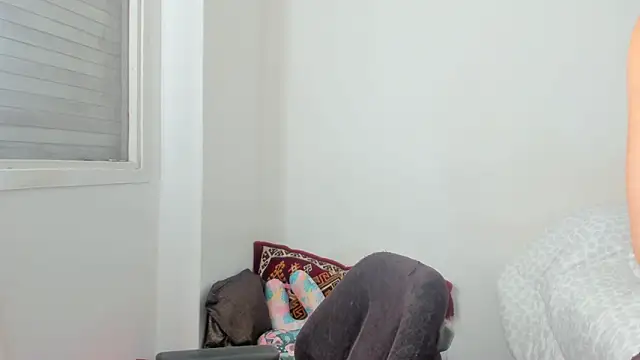 ValeeryRose  online show from March 2025 02:45:01 PM