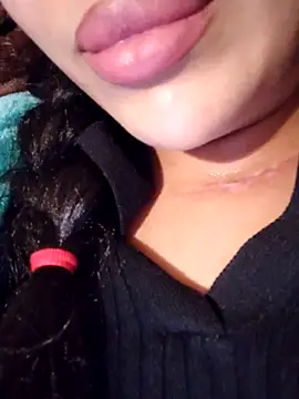 Snapshot of Sexlove1xo chatting on November 2025 10:04:01 AM Sexlove1xo online show from November 2025 10:04:01 AM