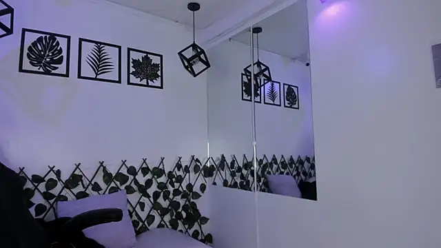 Anniie  Evans online show from March 2025 02:01:01 PM