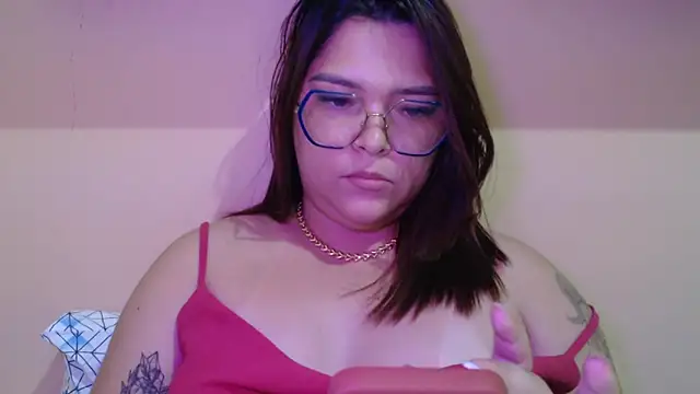 GoddessChaar online show from December 2025 03:57:01 AM