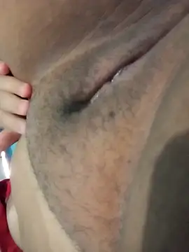 Milynhaofc online show from December 2025 09:47:01 AM