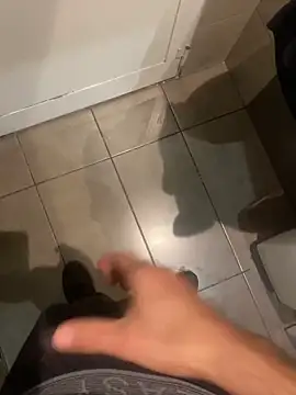 Snapshot of mikekmi21 chatting on February 2025 12:36:02 PM mikekmi21 online show from February 2025 12:36:02 PM