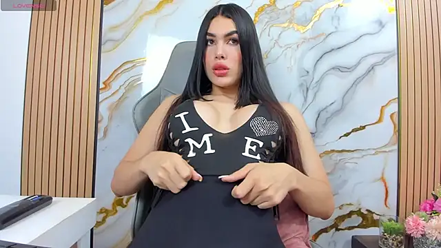 Hannaroosseee online show from June 2026 11:40:01 PM