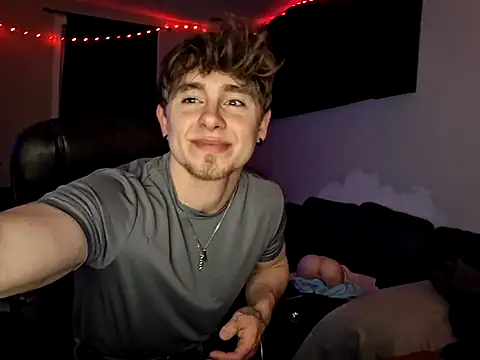 JCstrings online show from March 2025 07:59:01 AM