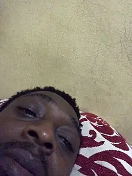 Snapshot of justyou2025 chatting on February 2025 11:30:01 PM justyou2025 online show from February 2025 11:30:01 PM