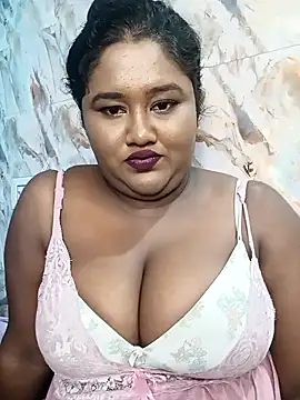 Snapshot of horny_diana chatting on October 2025 06:03:02 PM horny diana online show from October 2025 06:03:02 PM