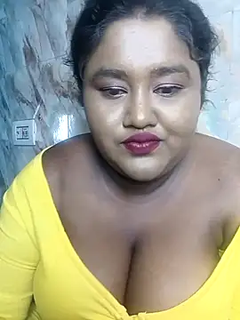 Snapshot of horny_diana chatting on November 2025 05:56:01 PM horny diana online show from November 2025 05:56:01 PM