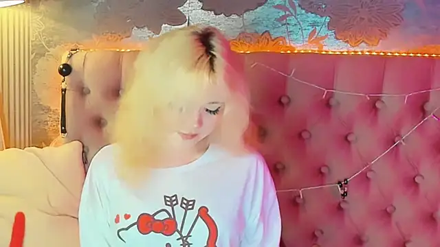 EmilyAngells online show from July 2026 06:37:02 AM