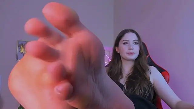 hazel sullivan online show from September 2025 04:31:02 PM