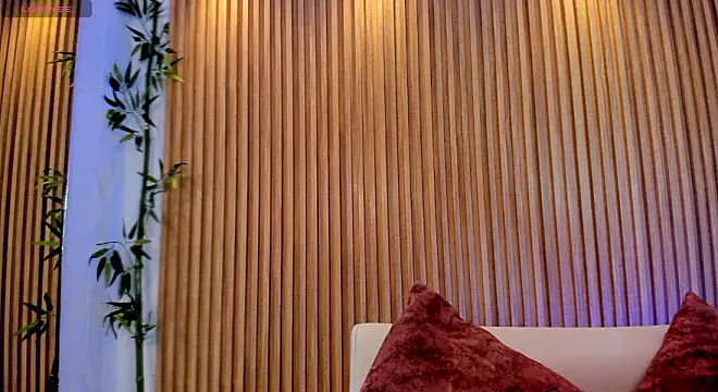 Ivaannaa  online show from February 2026 11:44:02 AM