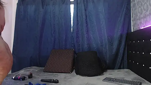 Snapshot of Lauryn_lee chatting on March 2025 10:52:02 PM Lauryn lee online show from March 2025 10:52:02 PM