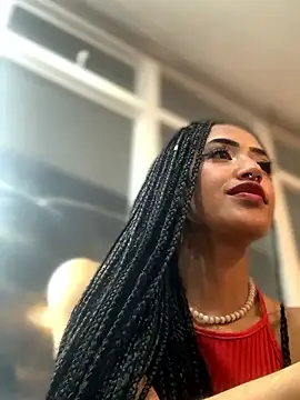 Snapshot of MichelleDiaz_Pink chatting on February 2025 12:05:02 AM MichelleDiaz Pink online show from February 2025 12:05:02 AM