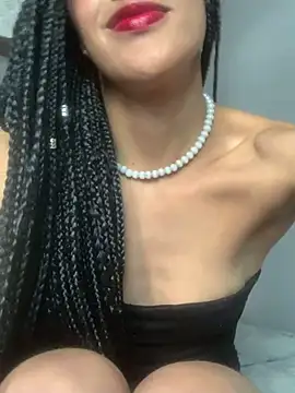 Snapshot of MichelleDiaz_Pink chatting on February 2025 10:39:02 PM MichelleDiaz Pink online show from February 2025 10:39:02 PM