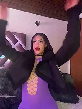 Snapshot of MichelleDiaz_Pink chatting on October 2025 08:31:01 PM MichelleDiaz Pink online show from October 2025 08:31:01 PM