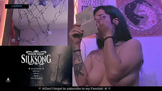 Snapshot of Hisato111 chatting on October 2025 12:22:02 PM Hisato111 online show from October 2025 12:22:02 PM