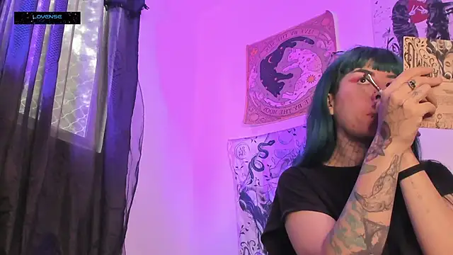 Snapshot of Hisato111 chatting on November 2025 12:59:02 PM Hisato111 online show from November 2025 12:59:02 PM