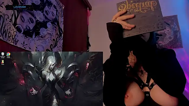 Snapshot of Hisato111 chatting on February 2026 02:05:02 PM Hisato111 online show from February 2026 02:05:02 PM