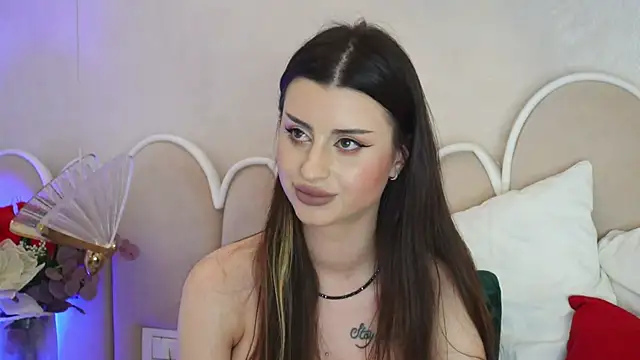 Alice Voss online show from April 2026 06:25:01 AM