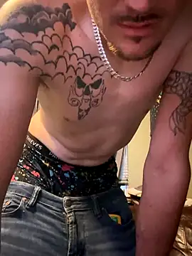 Snapshot of Polaroid_White chatting on September 2025 01:05:02 AM Polaroid White online show from September 2025 01:05:02 AM