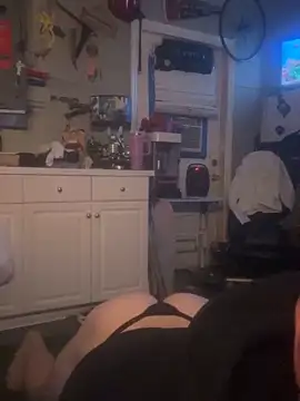 Snapshot of Polaroid_White chatting on December 2025 11:03:02 AM Polaroid White online show from December 2025 11:03:02 AM