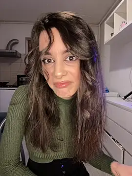 Snapshot of Mazzekyn chatting on March 2025 07:20:02 PM Mazzekyn online show from March 2025 07:20:02 PM