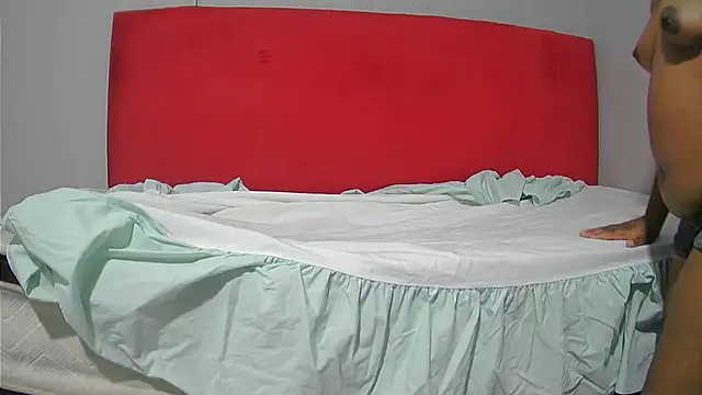 tasha97x online show from February 2026 04:16:02 AM