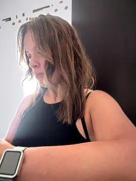 gynna kimera online show from September 2025 03:15:01 PM