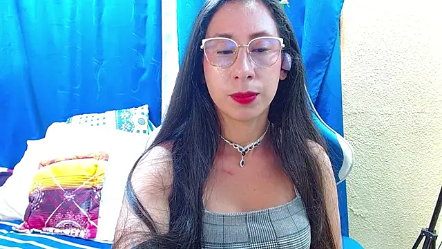 Snapshot of Gia_leinn chatting on June 2026 09:19:01 PM Gia leinn online show from June 2026 09:19:01 PM