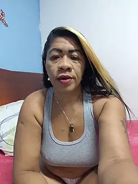Tocameamor online show from May 2026 01:36:02 AM