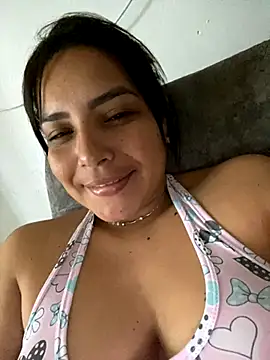 Snapshot of Sara_chanel92 chatting on November 2025 01:20:01 PM Sara chanel92 online show from November 2025 01:20:01 PM