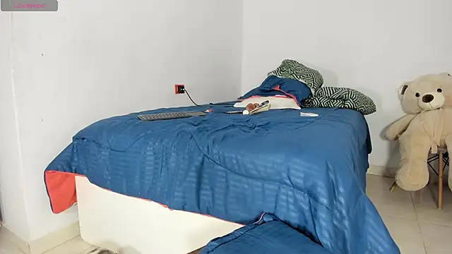 flor herrera01 online show from February 2026 06:22:01 AM