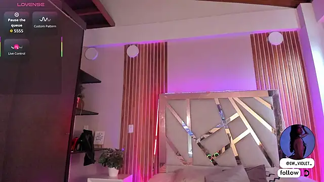 sweetviolet   online show from November 2025 12:06:01 PM