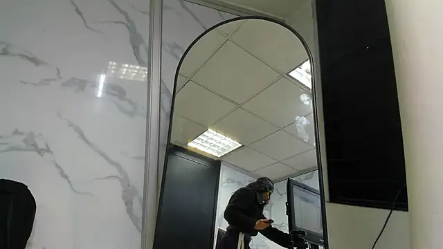 Kendall 6669 online show from November 2025 01:01:02 PM