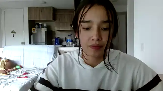  luna 777 online show from February 2025 08:25:01 PM