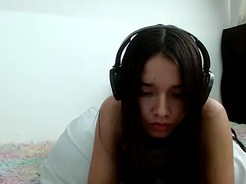  luna 777 online show from October 2025 03:23:02 PM